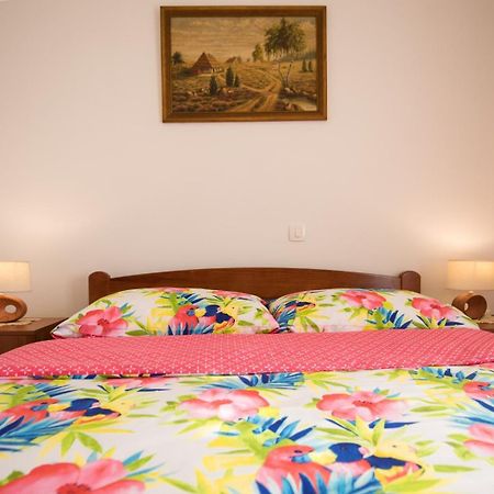 Apartments Gabi Punat Ngoại thất bức ảnh